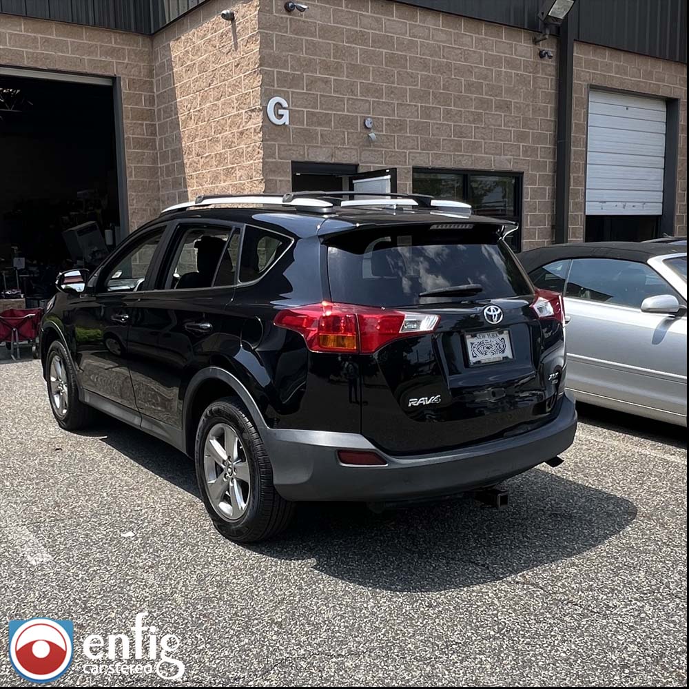 2015_toyota_rav4_rear